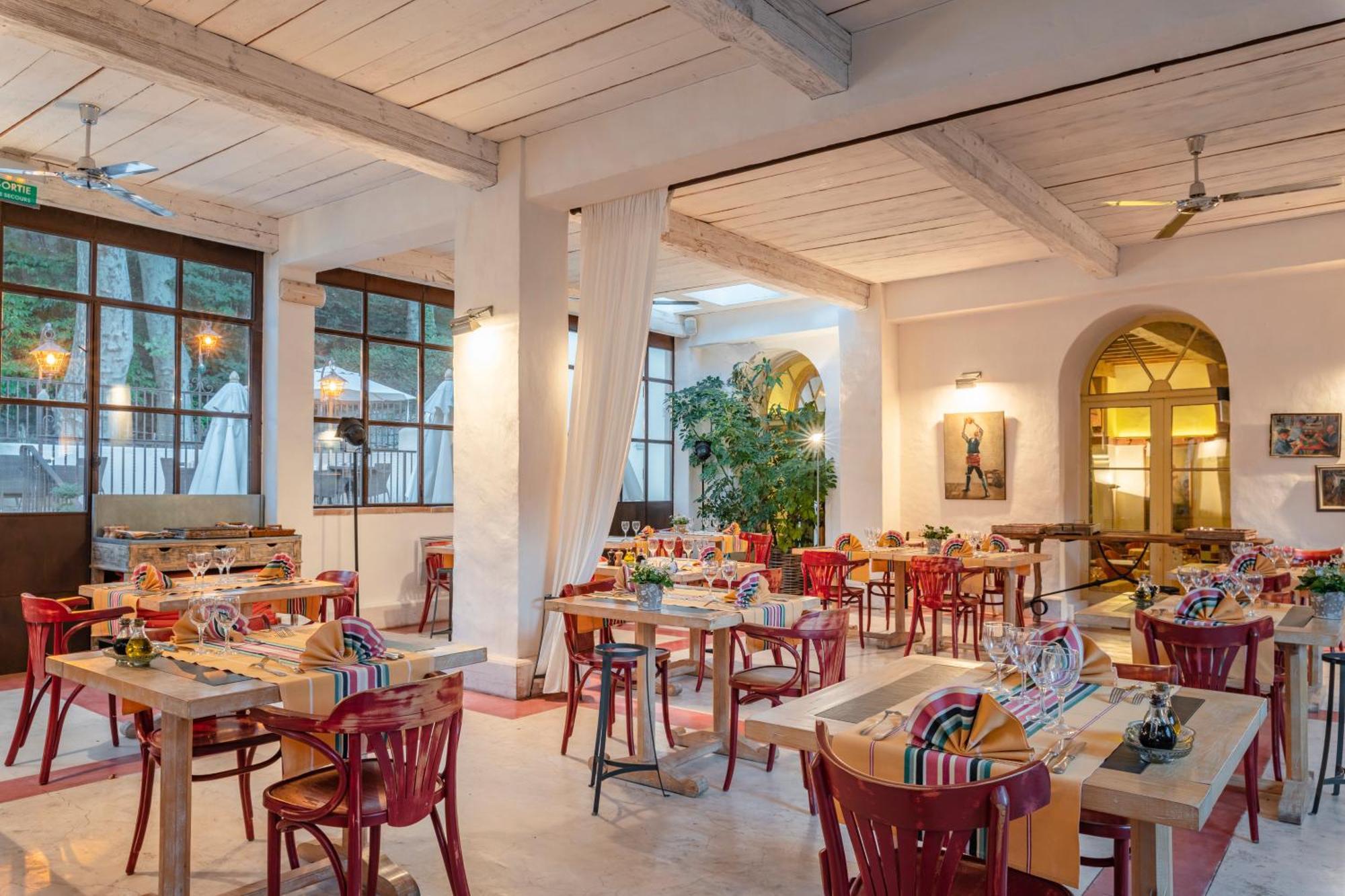 Moltig les Bains Le Grand Hotel מראה חיצוני תמונה