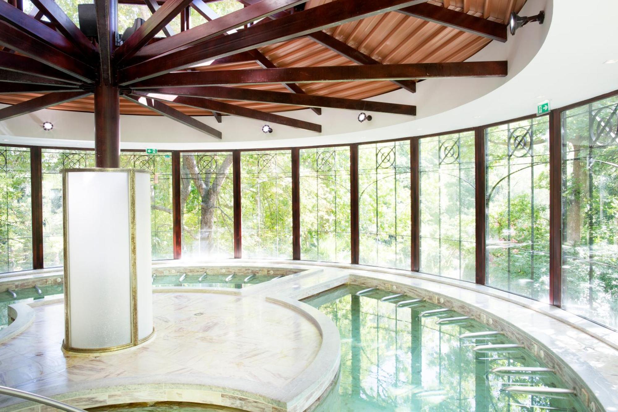 Moltig les Bains Le Grand Hotel מראה חיצוני תמונה