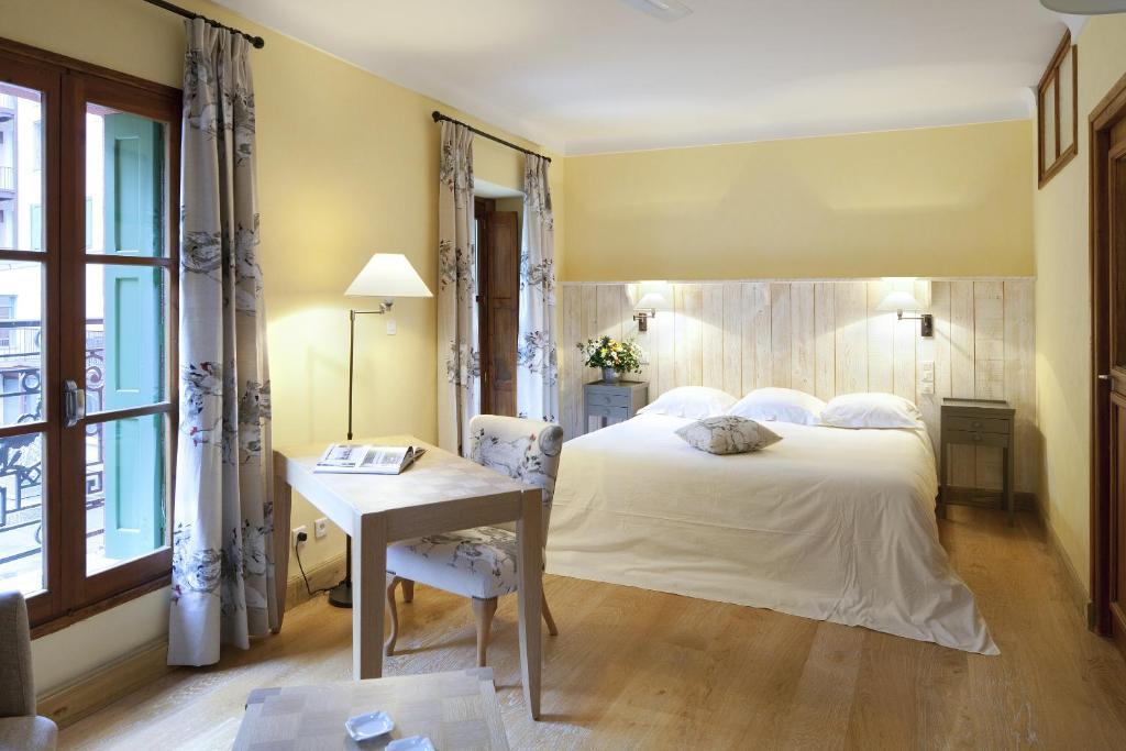 Moltig les Bains Le Grand Hotel חדר תמונה