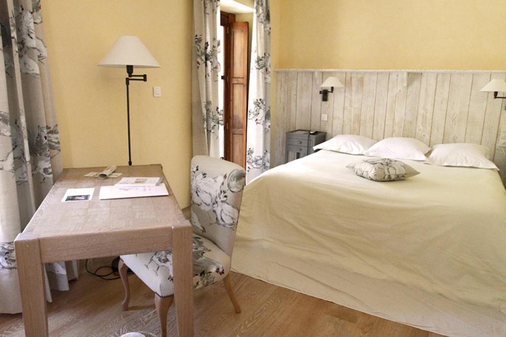 Moltig les Bains Le Grand Hotel חדר תמונה